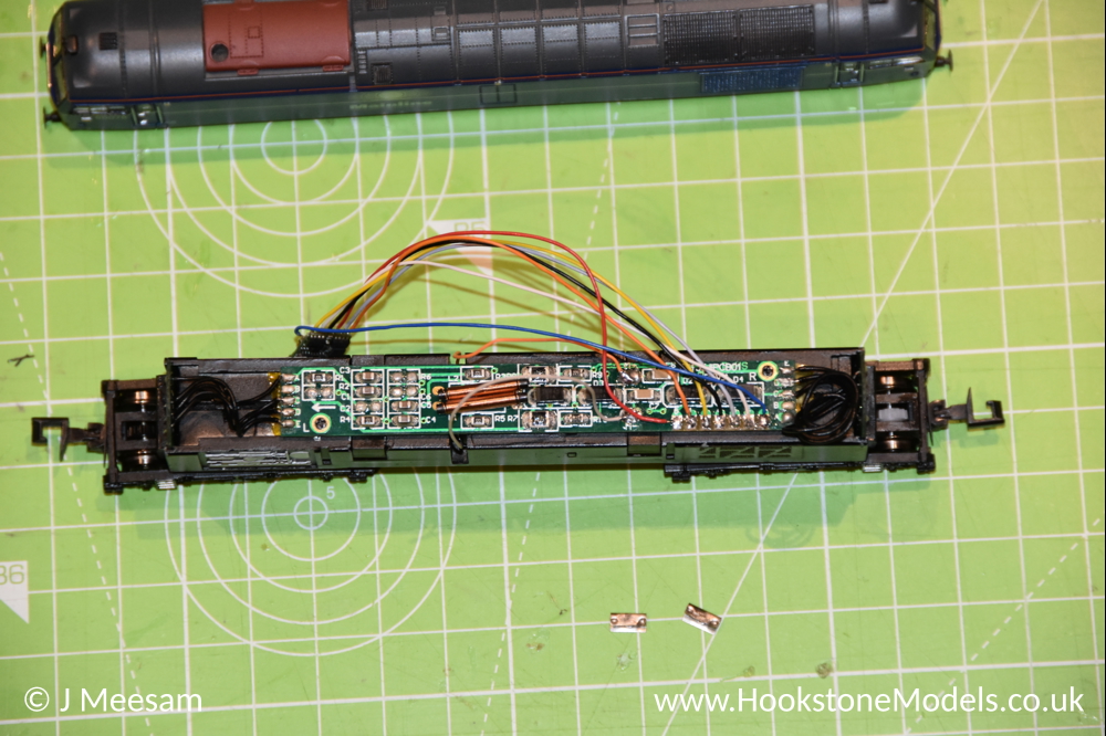 Fit DCC decoder to Graham Farish DCC ready PCB