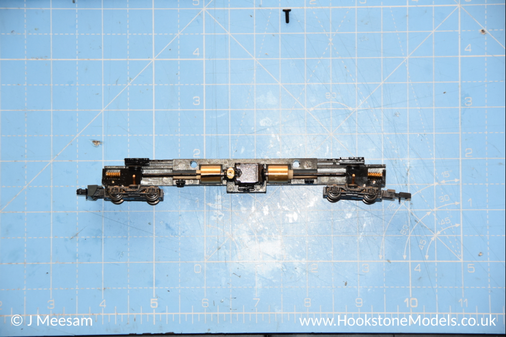 Convert Graham Farish Class 158 split chassis to DCC