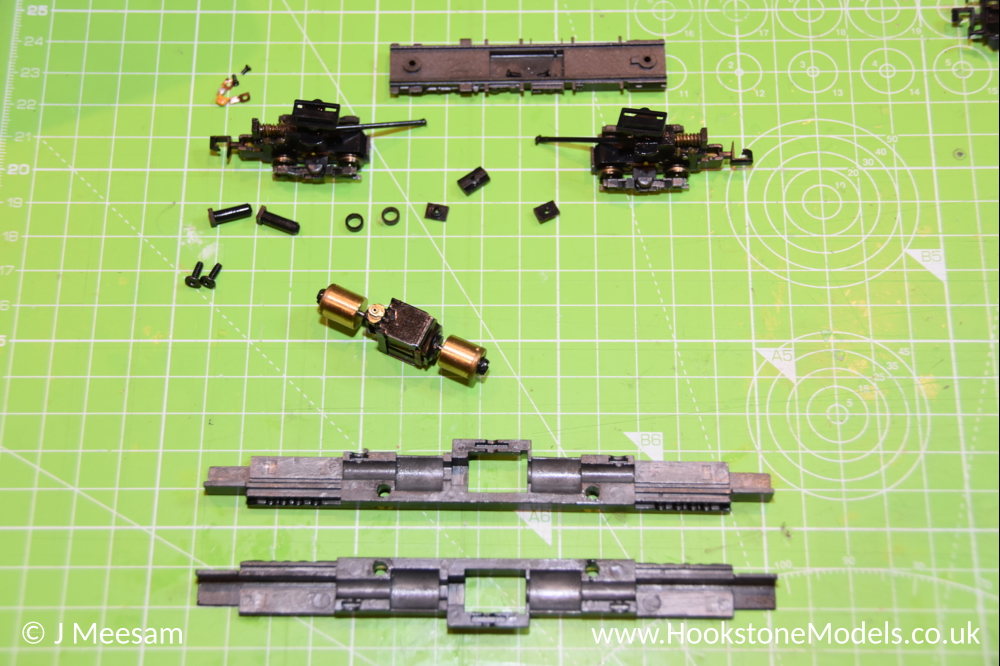 Convert Graham Farish Class 170 split chassis to DCC