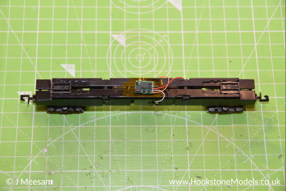 Convert Graham Farish Class 170 split chassis to DCC