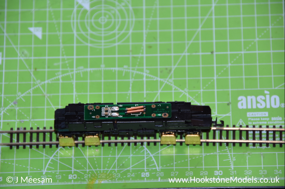 Convert Graham Farish Chinese split chassis with PCB Class 43 HST to DCC