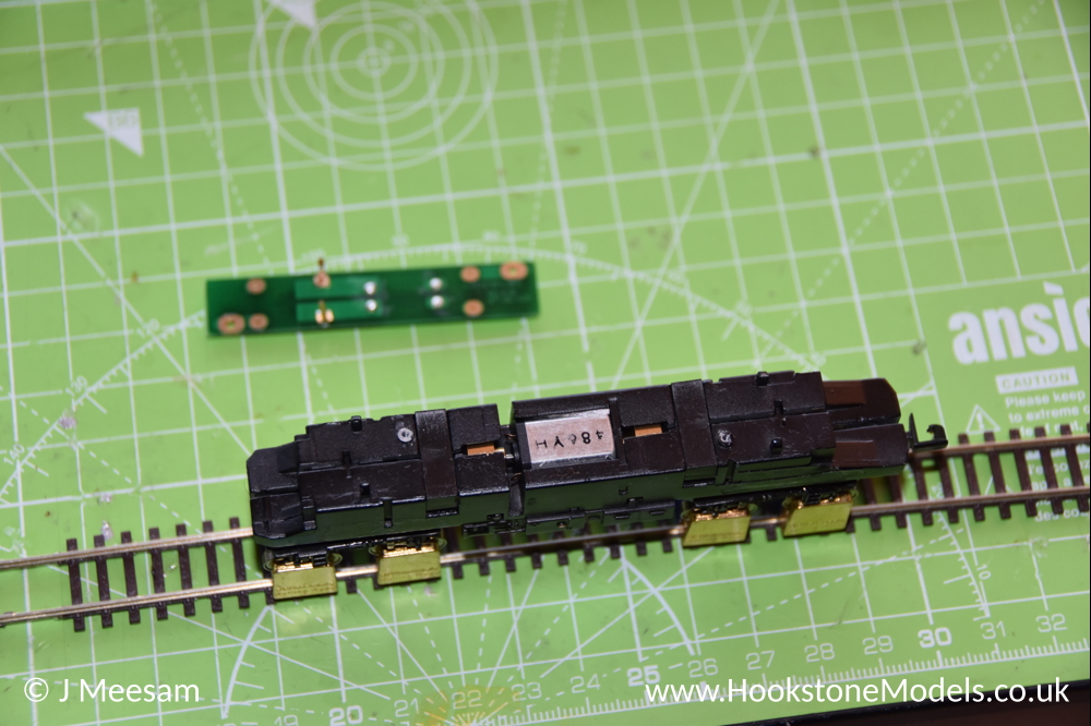 Convert Graham Farish Chinese split chassis with PCB Class 43 HST to DCC