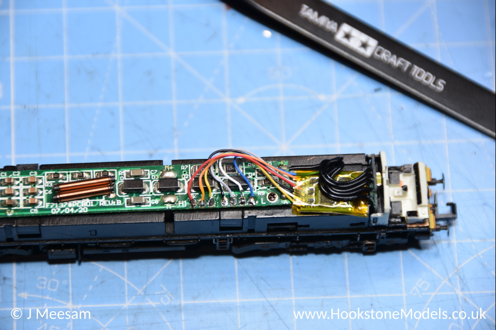 Convert Graham Farish Class 66 with DCC-ready PCB to DCC