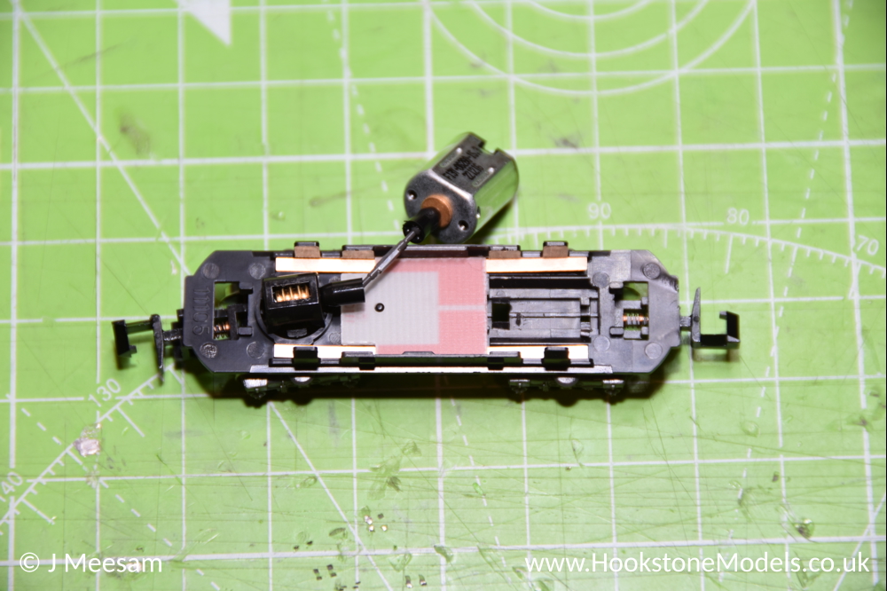 Convert Kato 11-107 chassis to DCC