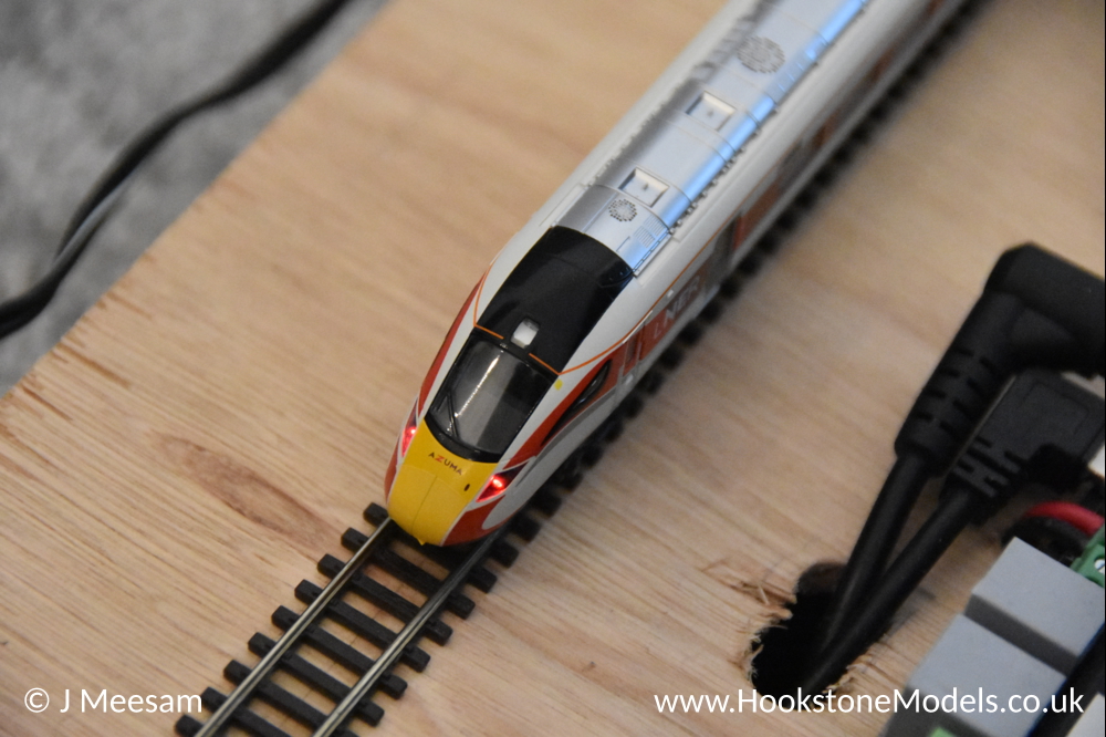 Convert Kato Class 800 directional lights to DCC